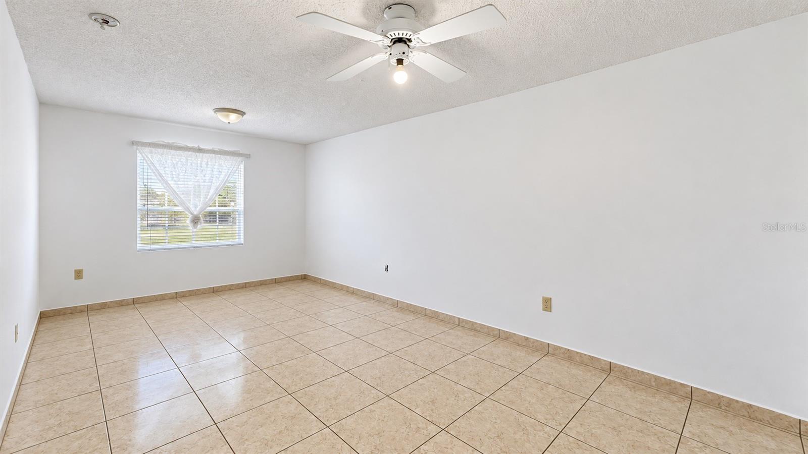 2175 GREYSTONE TRL — photo 12