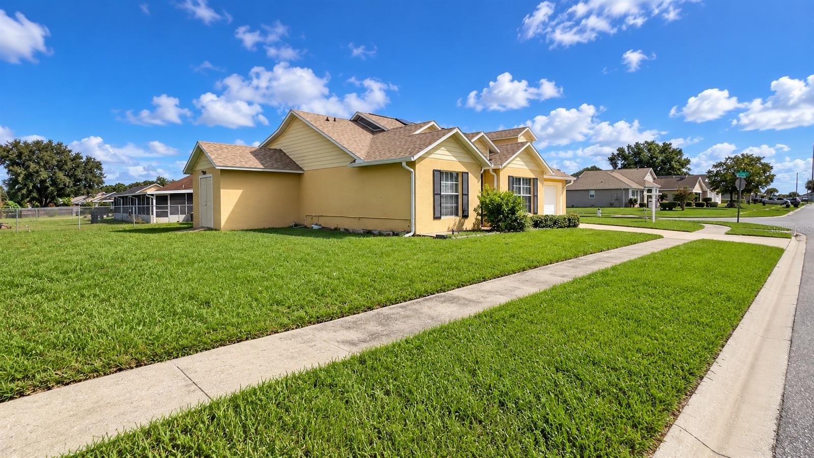 2175 GREYSTONE TRL — photo 4