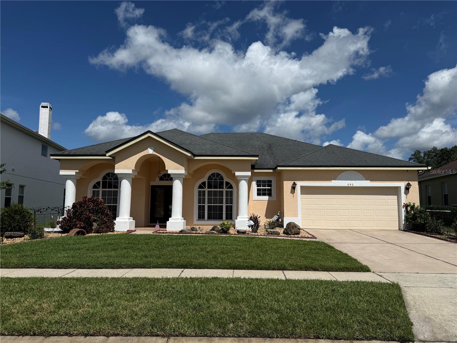 646 CEDAR FOREST CIR — photo 2