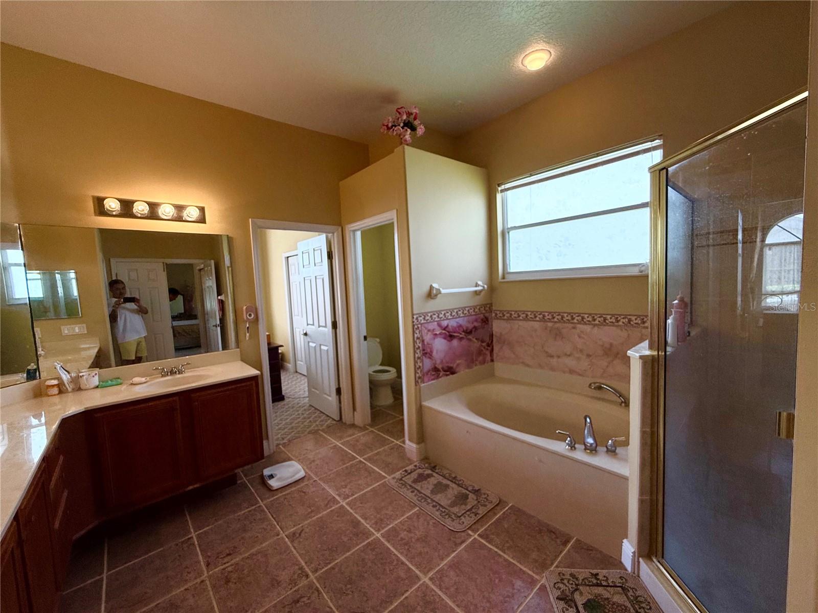646 CEDAR FOREST CIR — photo 8