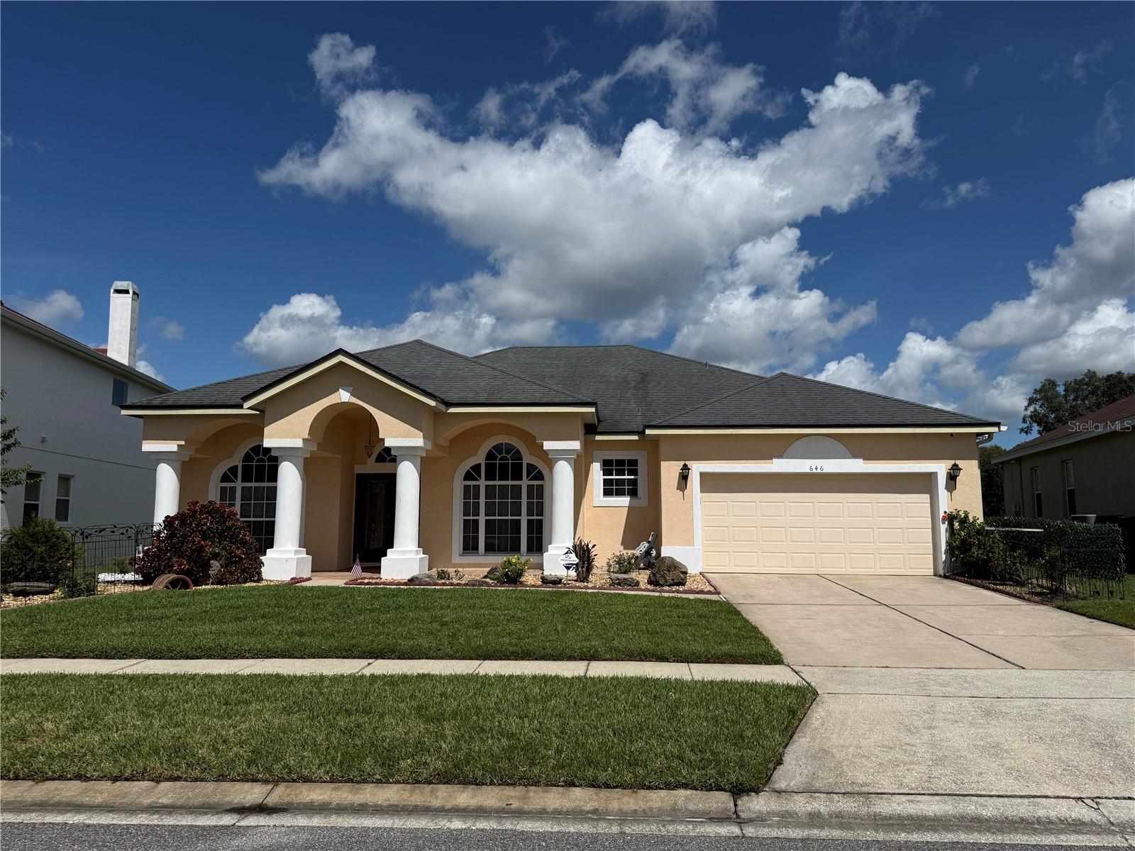 646 CEDAR FOREST CIR