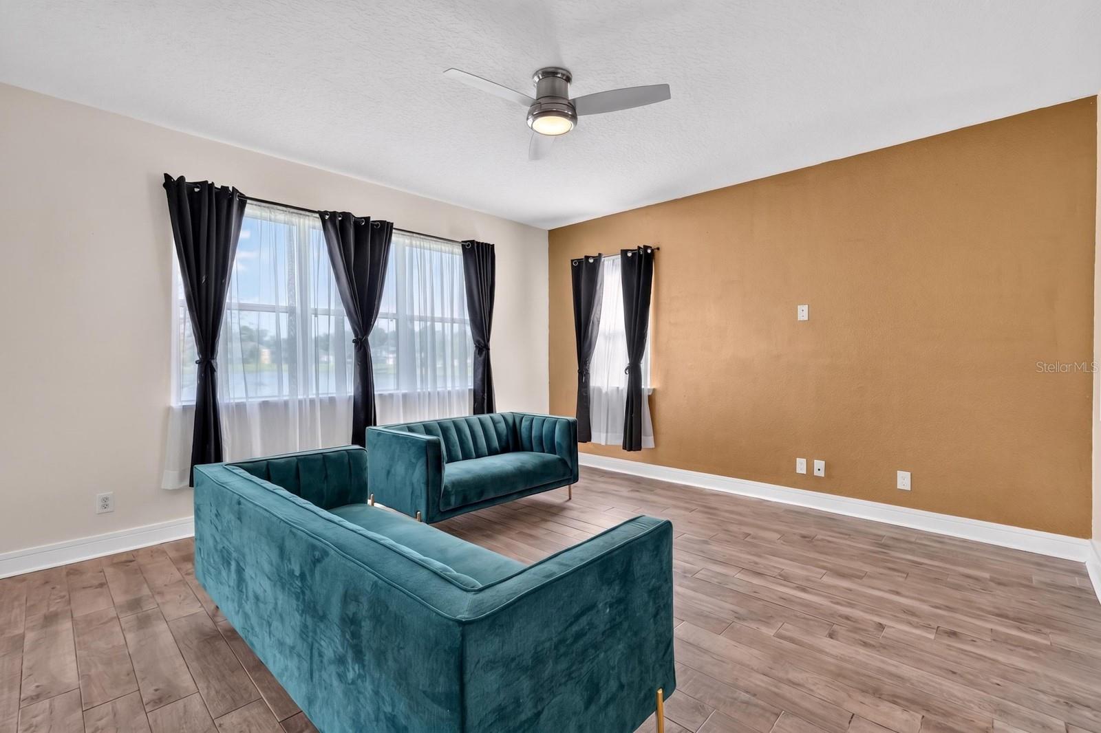77 ROLLINS LN — photo 11