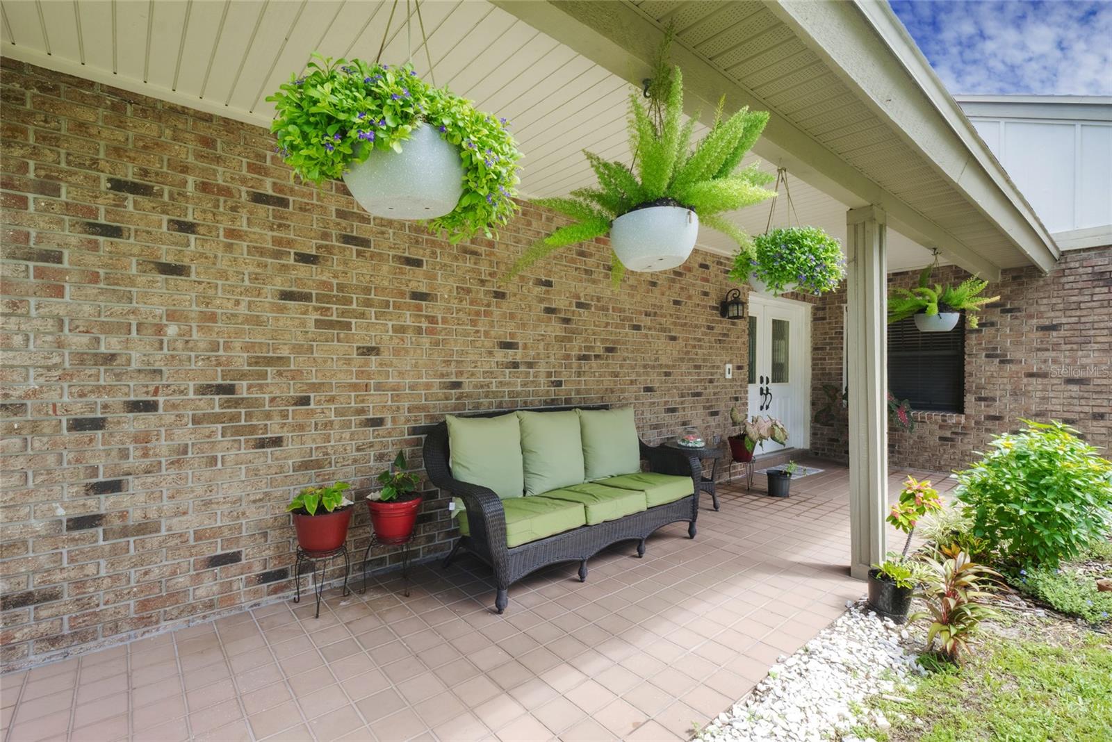 6729 EDGEWORTH DR — photo 2