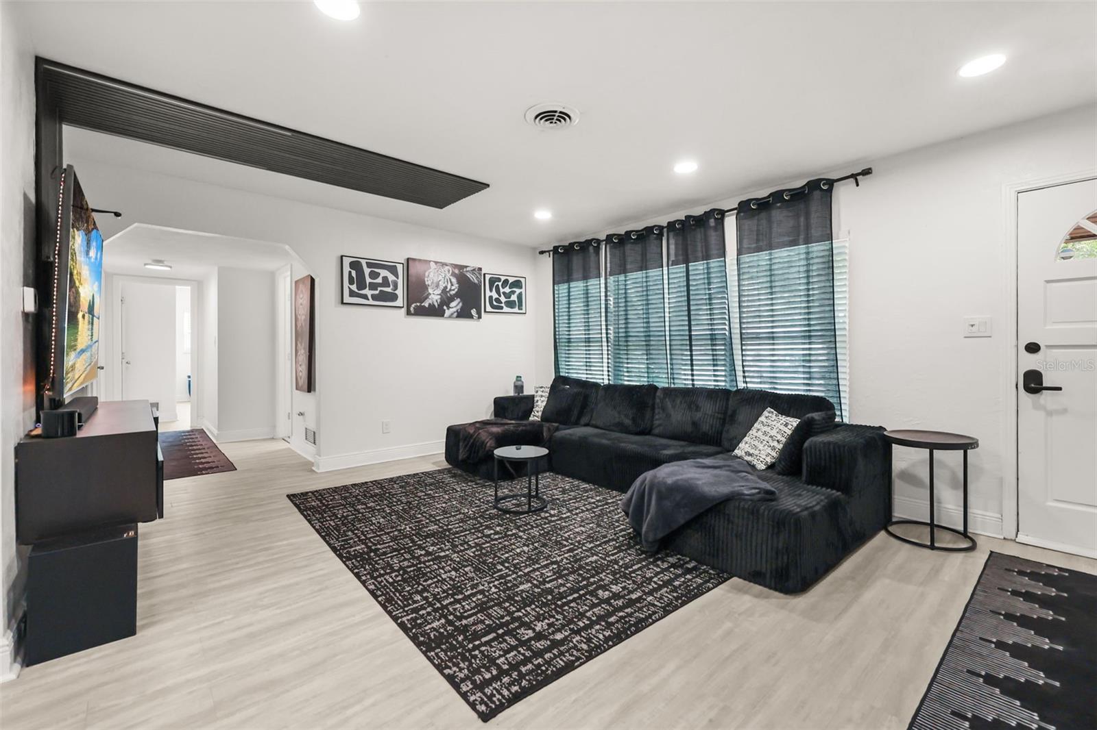 2909 HARGILL DR — photo 4