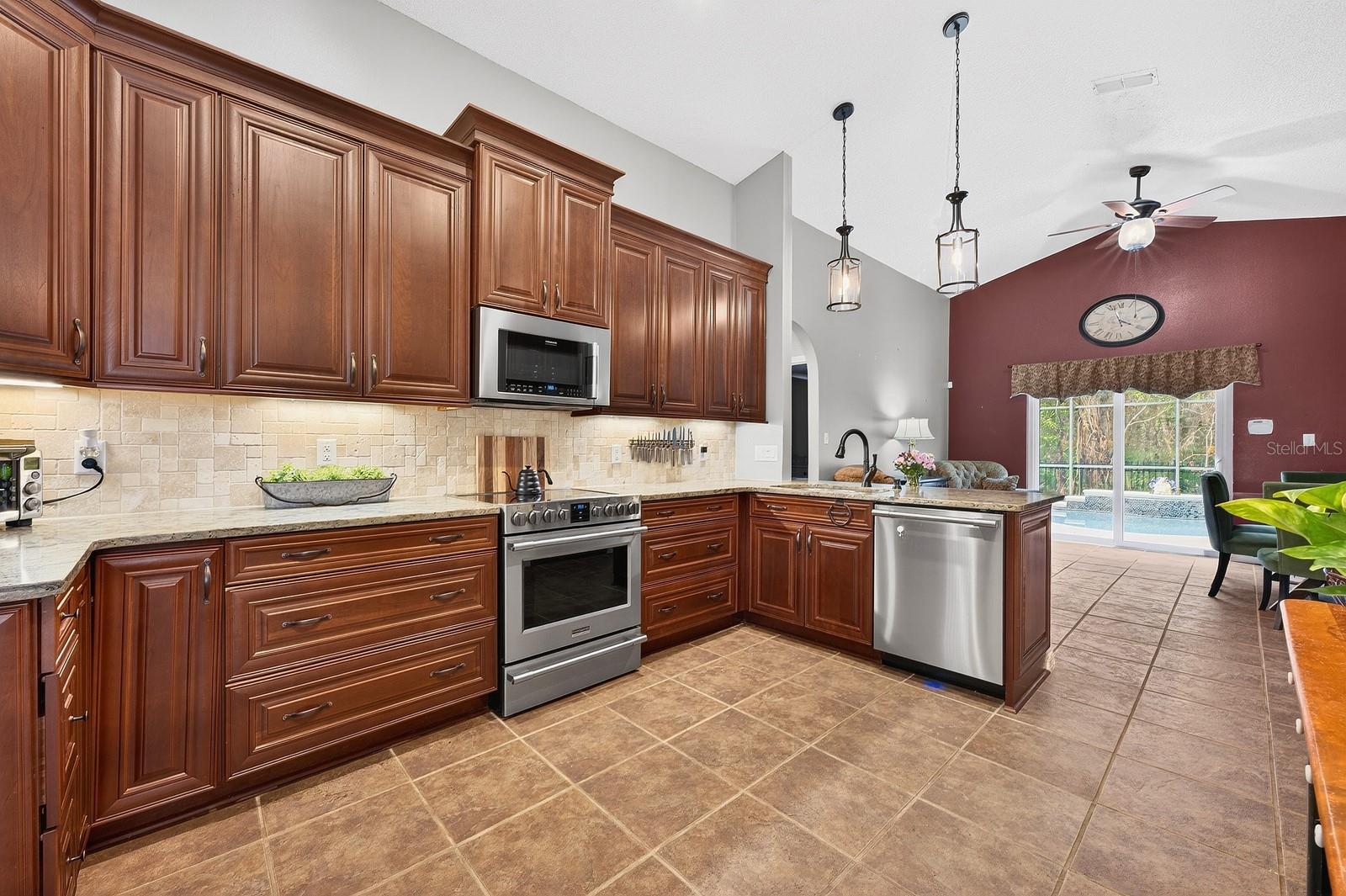 10223 DEAN POINT PL — photo 4