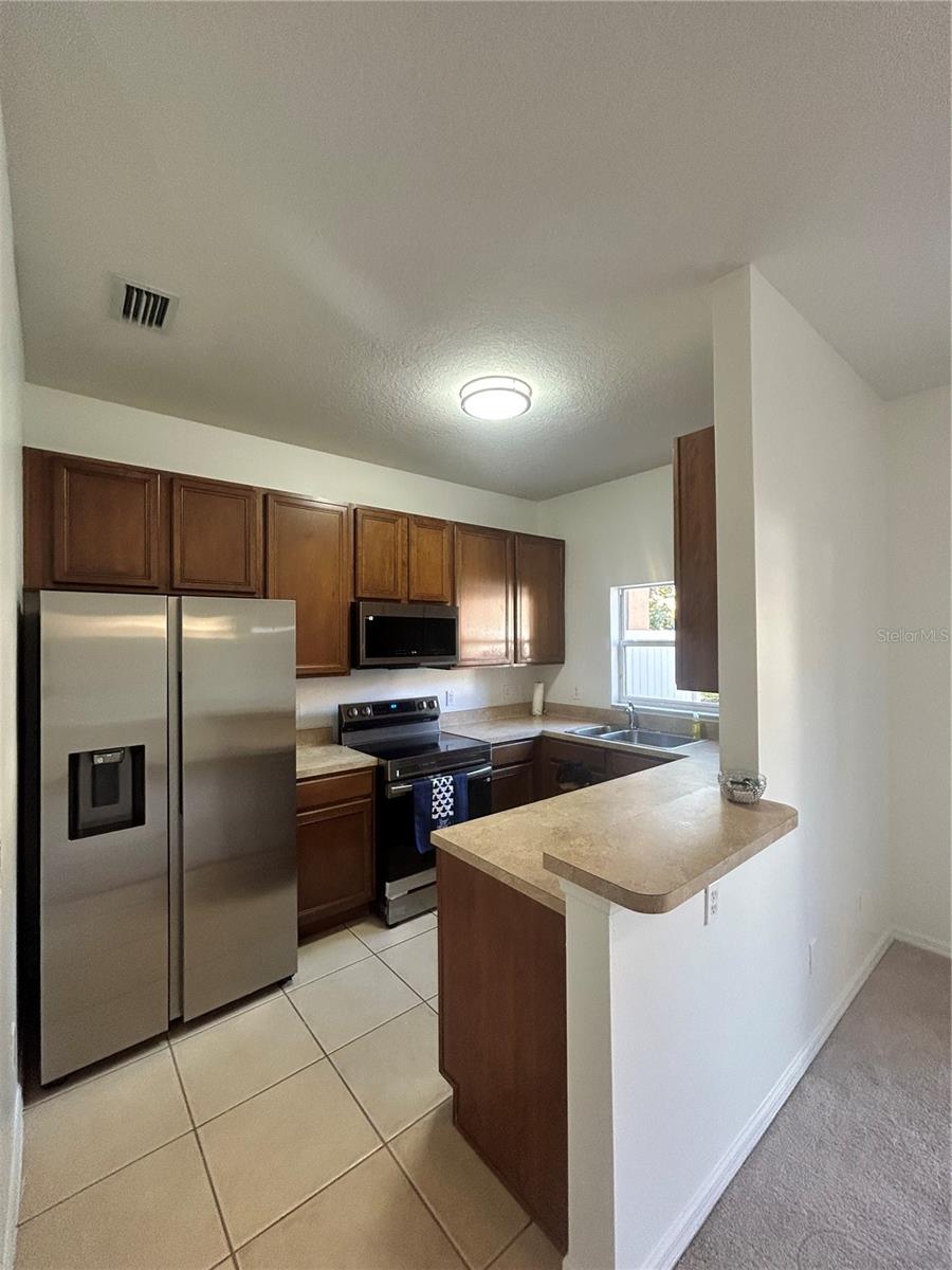 2051 RETREAT VIEW CIR — photo 10