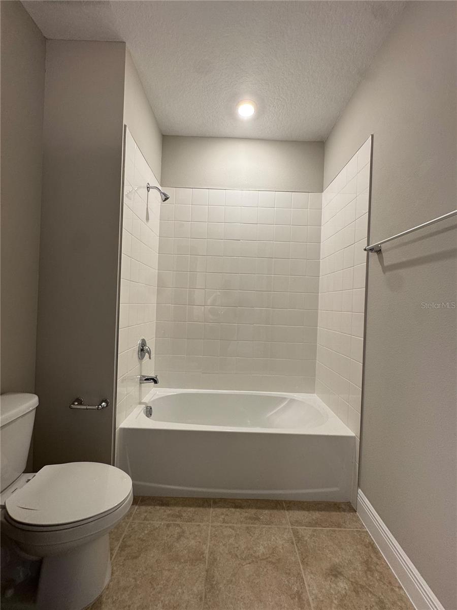 9740 UNDSET ALY #9740 — photo 10