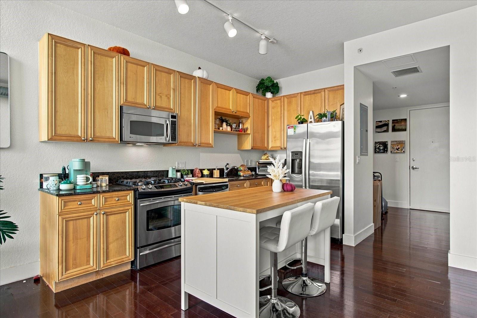 150 E ROBINSON ST #1421 — photo 6