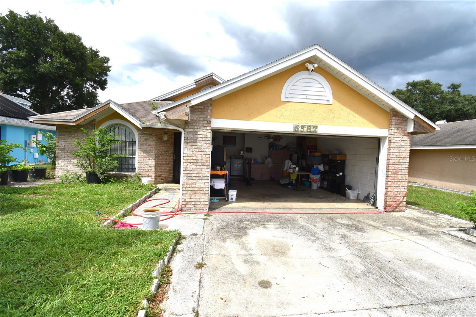 6587 MERITMOOR CIR