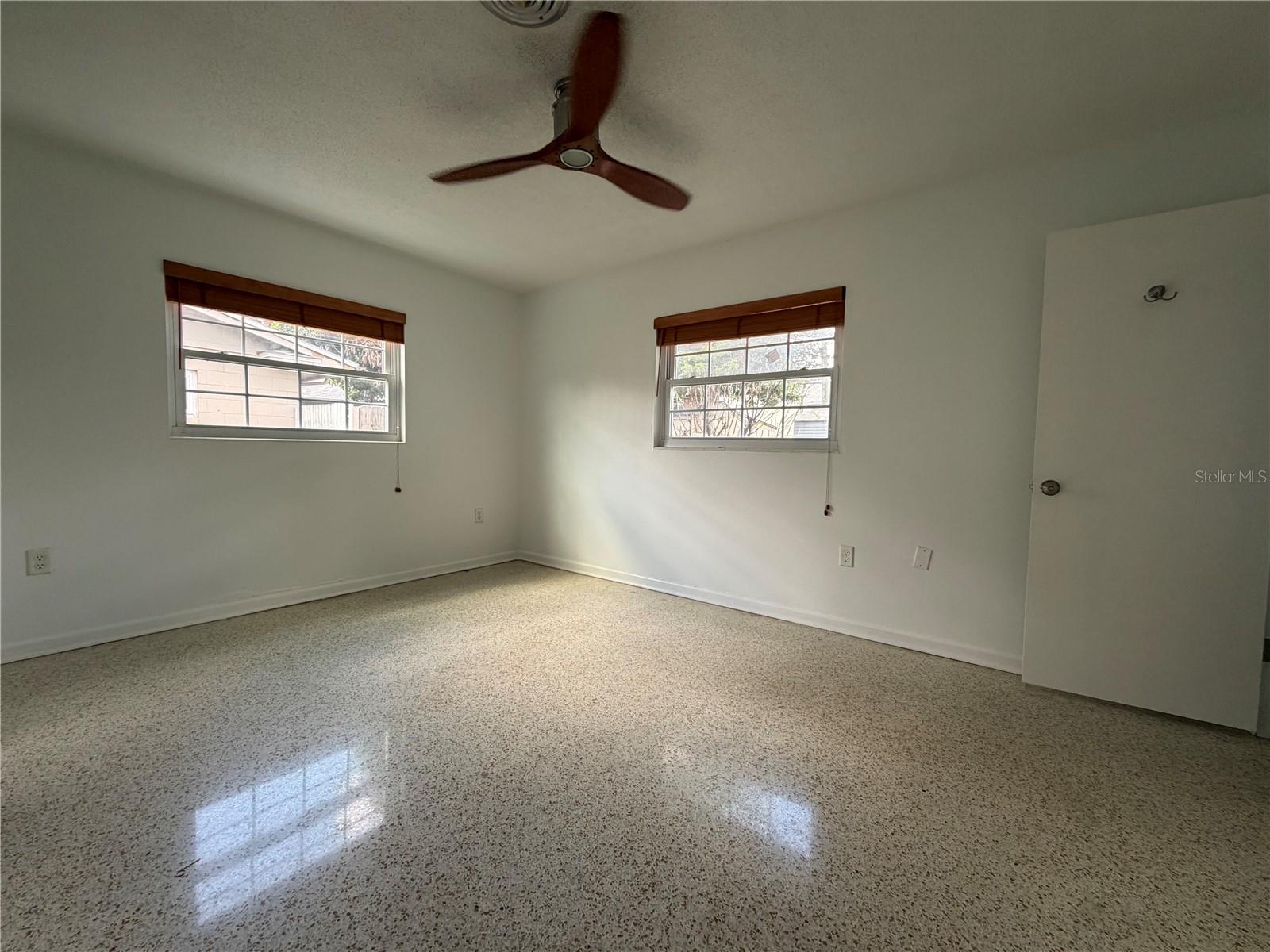 504 ADIRONDACK AVE — photo 7