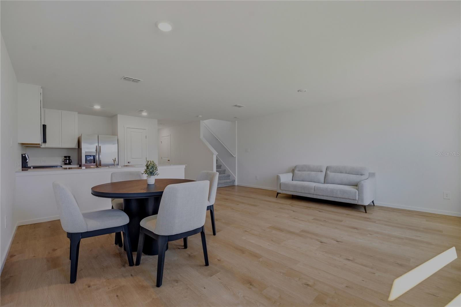 2412 BEVEL LN — photo 4