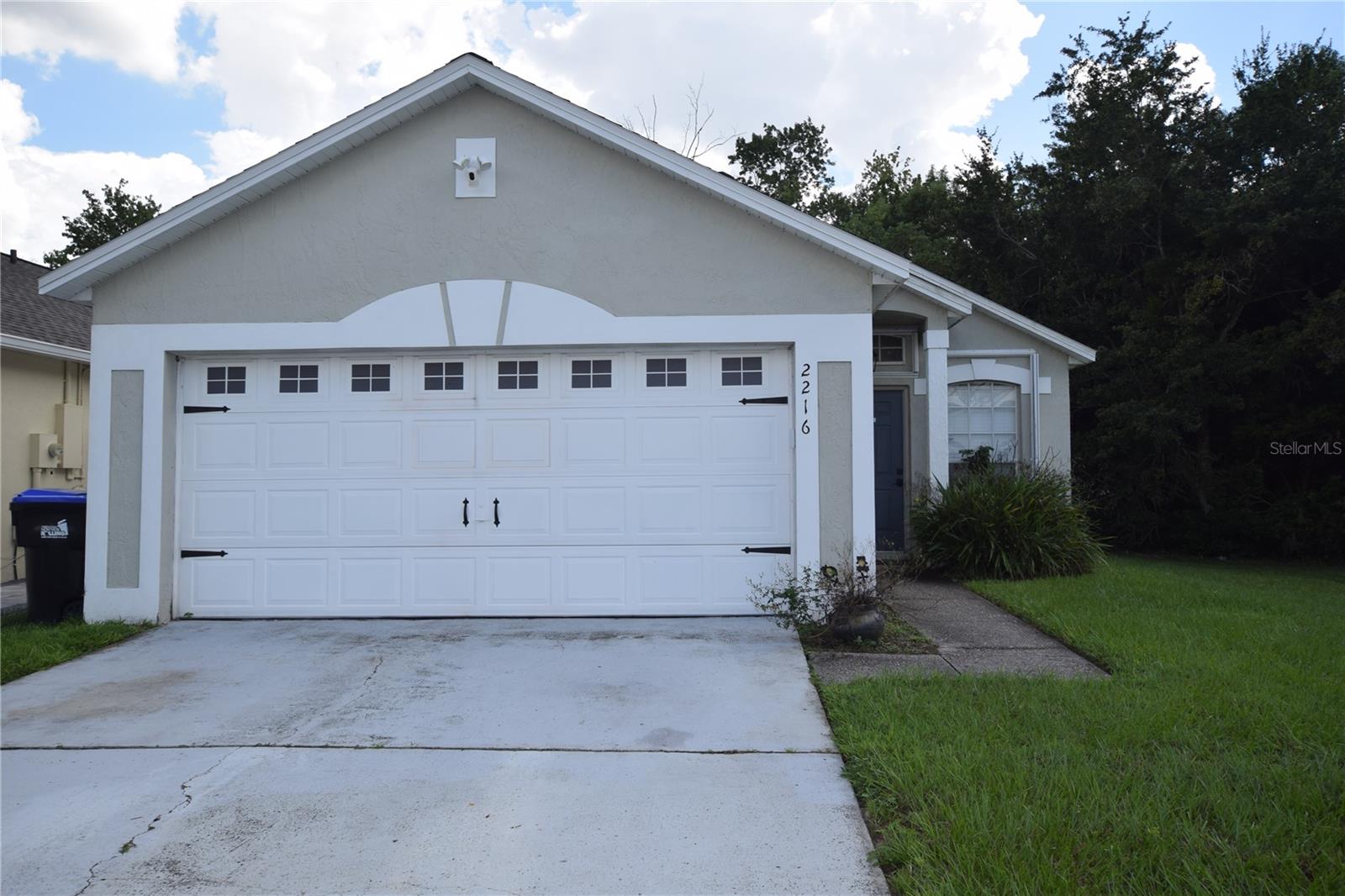2216 PHONECIA CT — photo 2