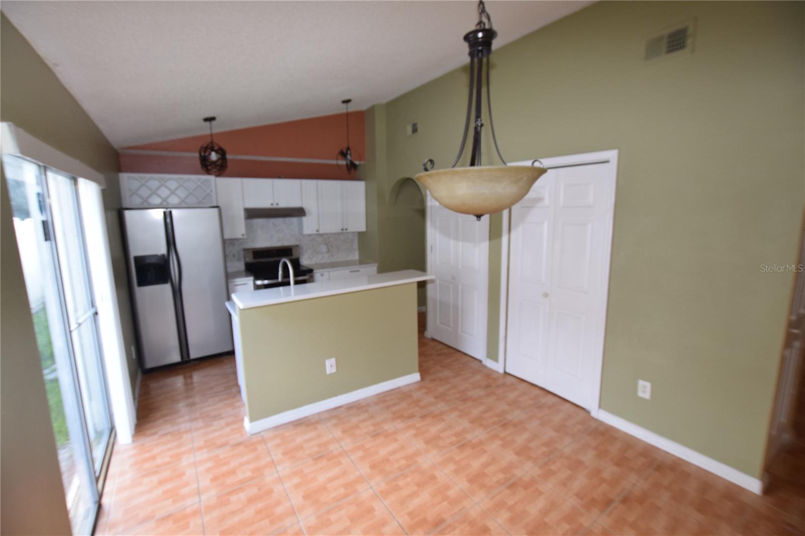 2216 PHONECIA CT — photo 8