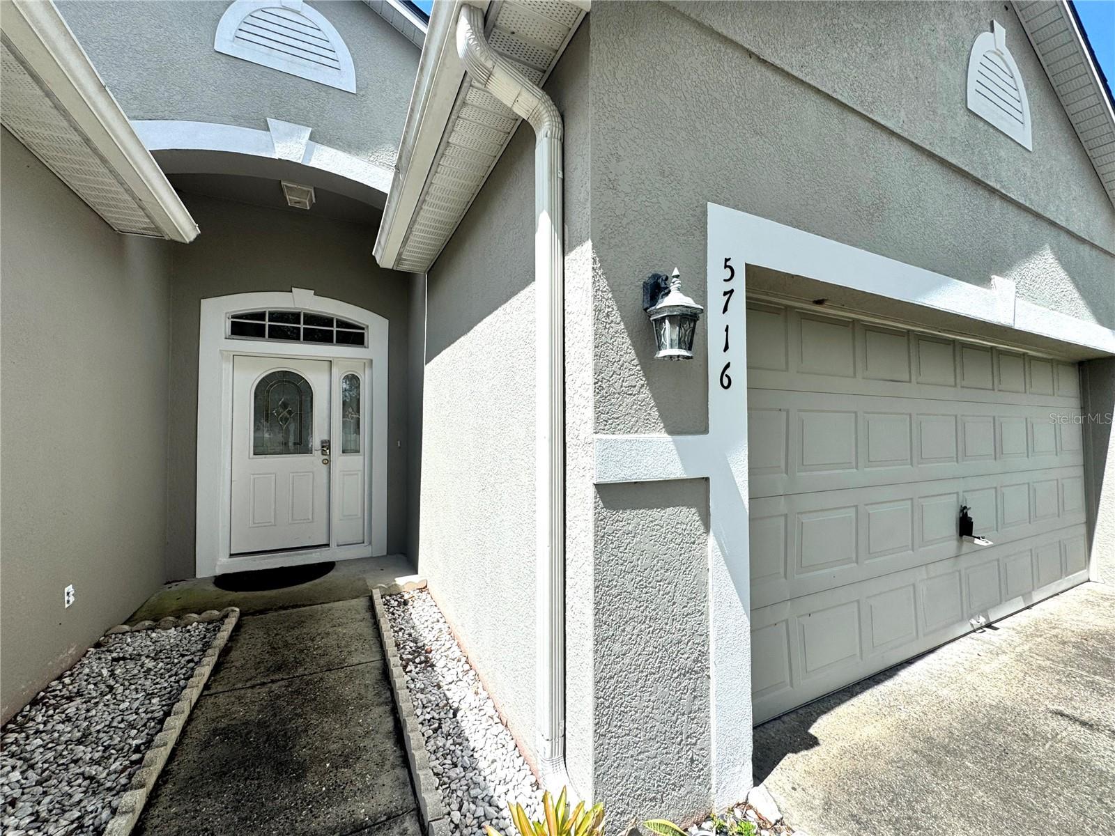 5716 PORT CONCORDE LN — photo 2