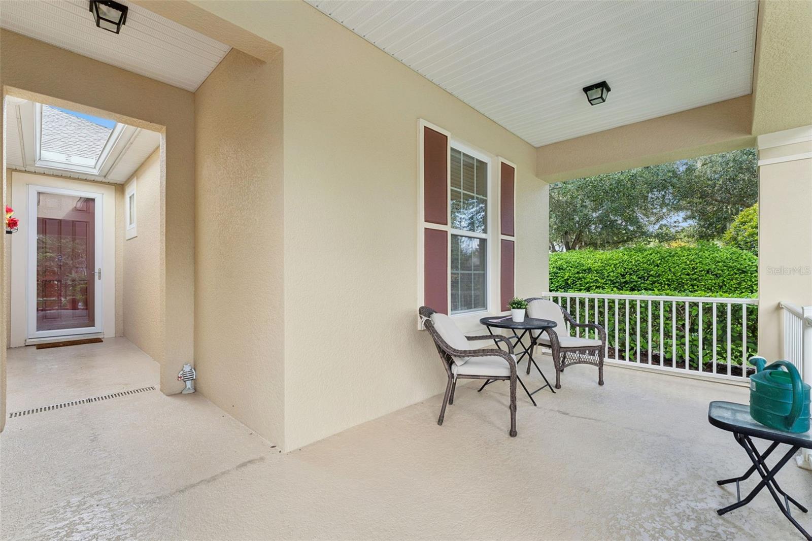 202 DRUMMOND LANE — photo 2