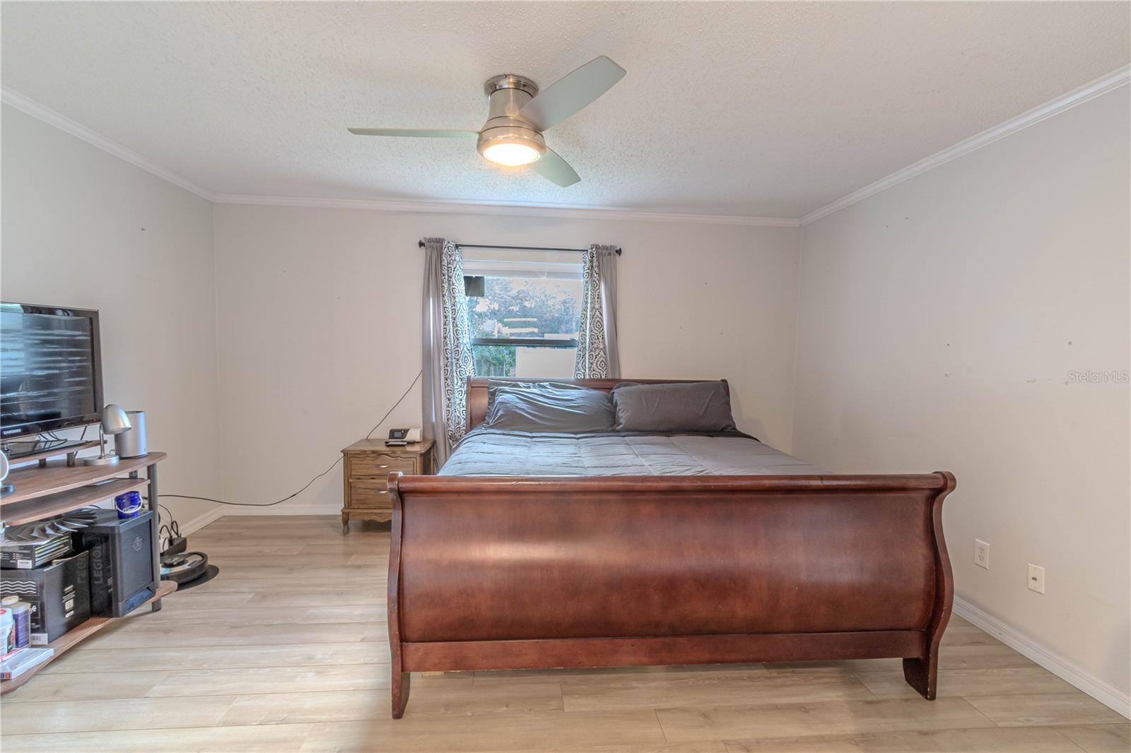 108 SUGAR MAPLE CT — photo 8