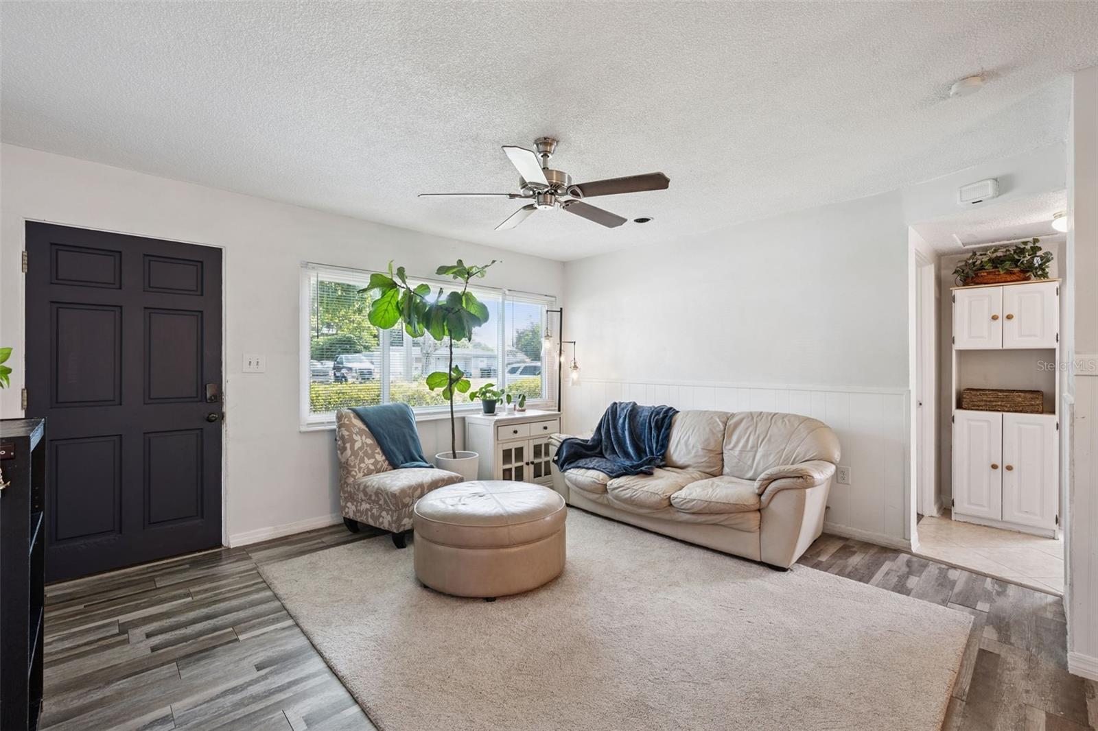 6316 HILLWOOD DR — photo 2
