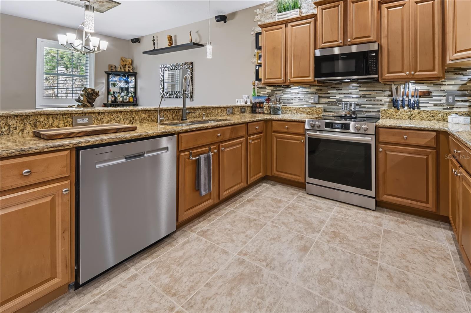 5751 NEW INDEPENDENCE PKWY — photo 8