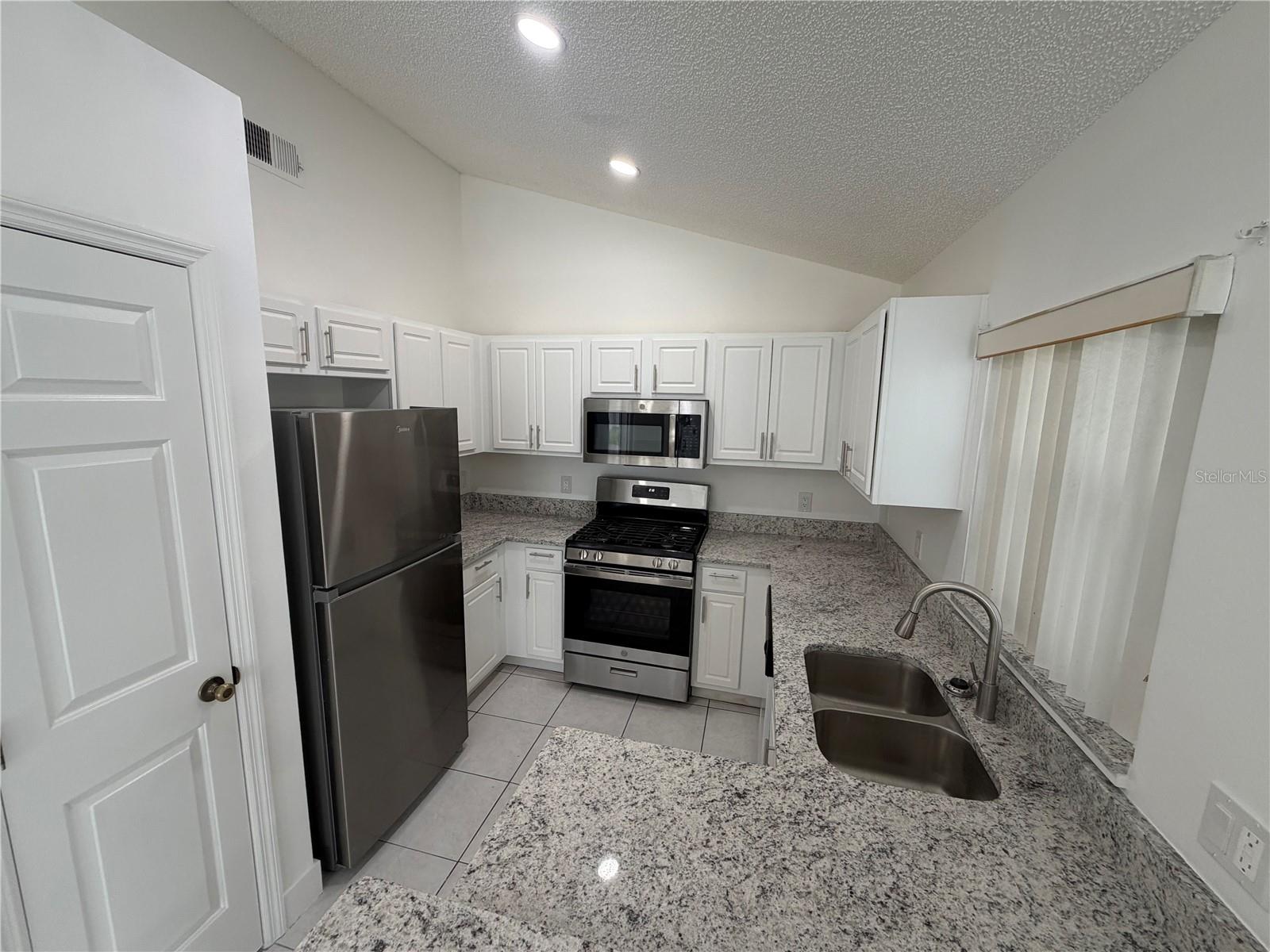 13109 ODYSSEY LAKE WAY — photo 4