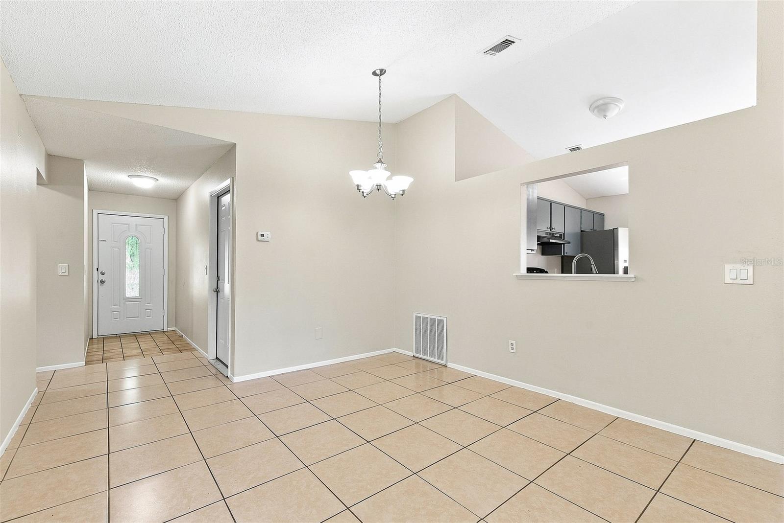 7720 LAKESIDE WOODS DR — photo 5