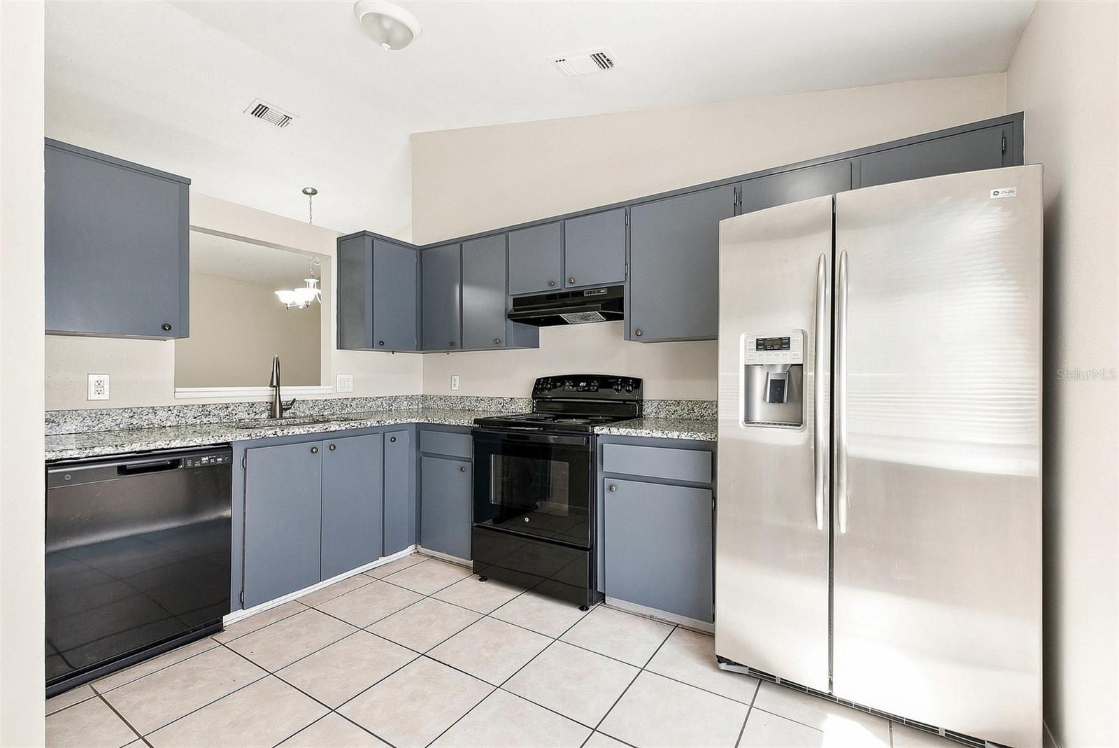 7720 LAKESIDE WOODS DR — photo 7