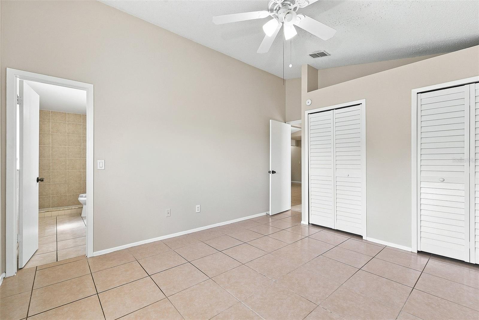 7720 LAKESIDE WOODS DR — photo 9