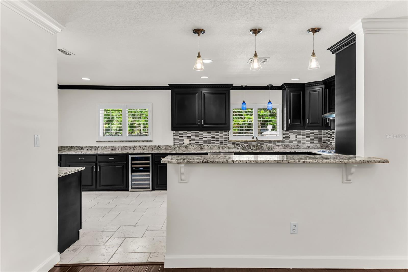 14 HOPKINS CIR — photo 10