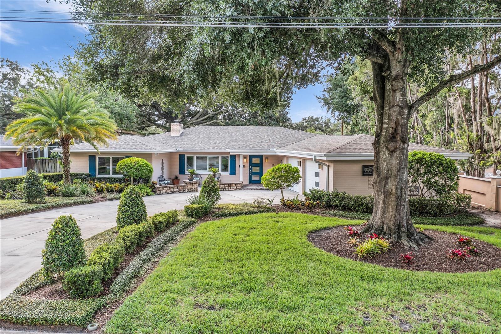 14 HOPKINS CIR