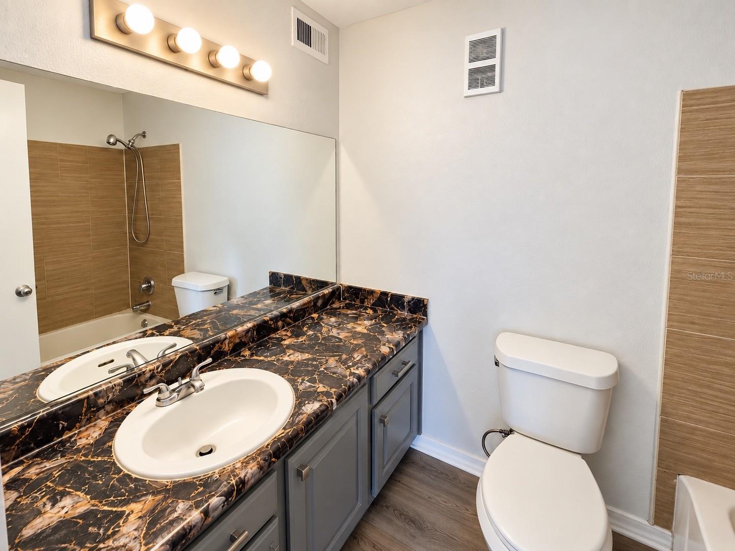 4724 WALDEN CIR #26 — photo 4