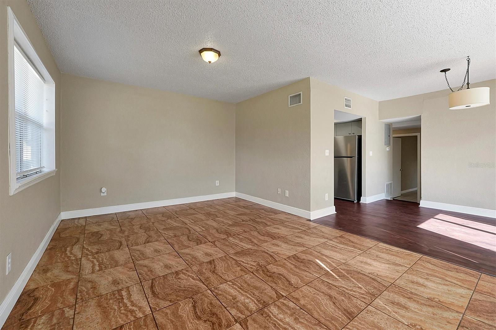 821 WINGO ST — photo 2