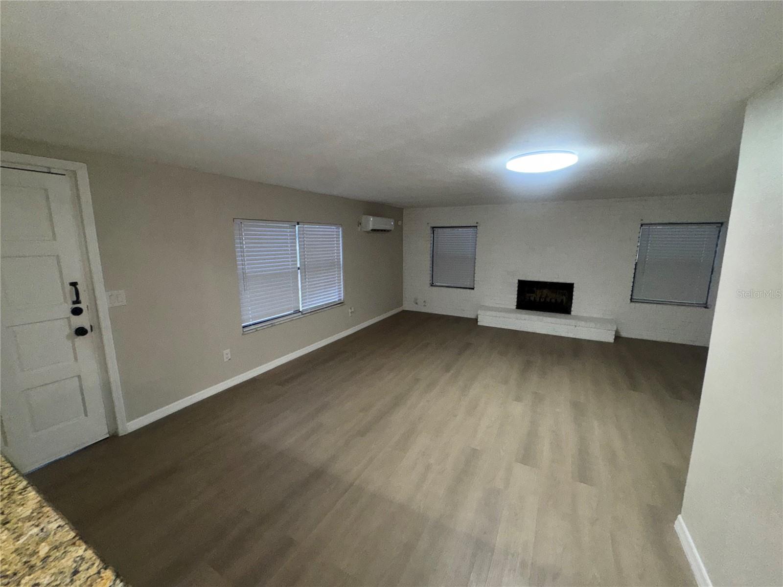 1111 ROMANO AVE — photo 3