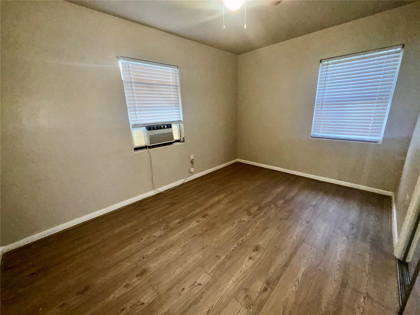 1111 ROMANO AVE — photo 9