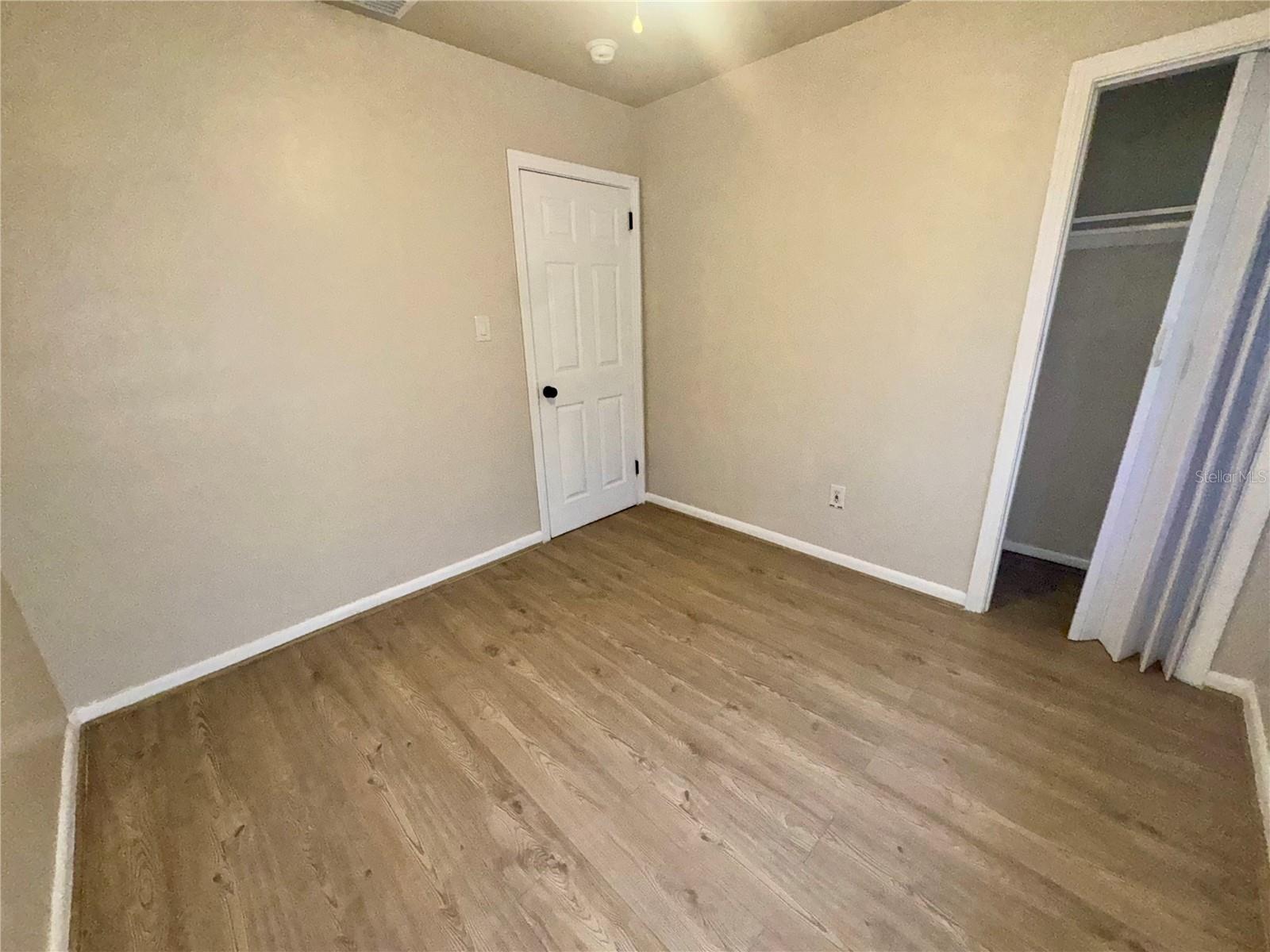 1111 ROMANO AVE — photo 10