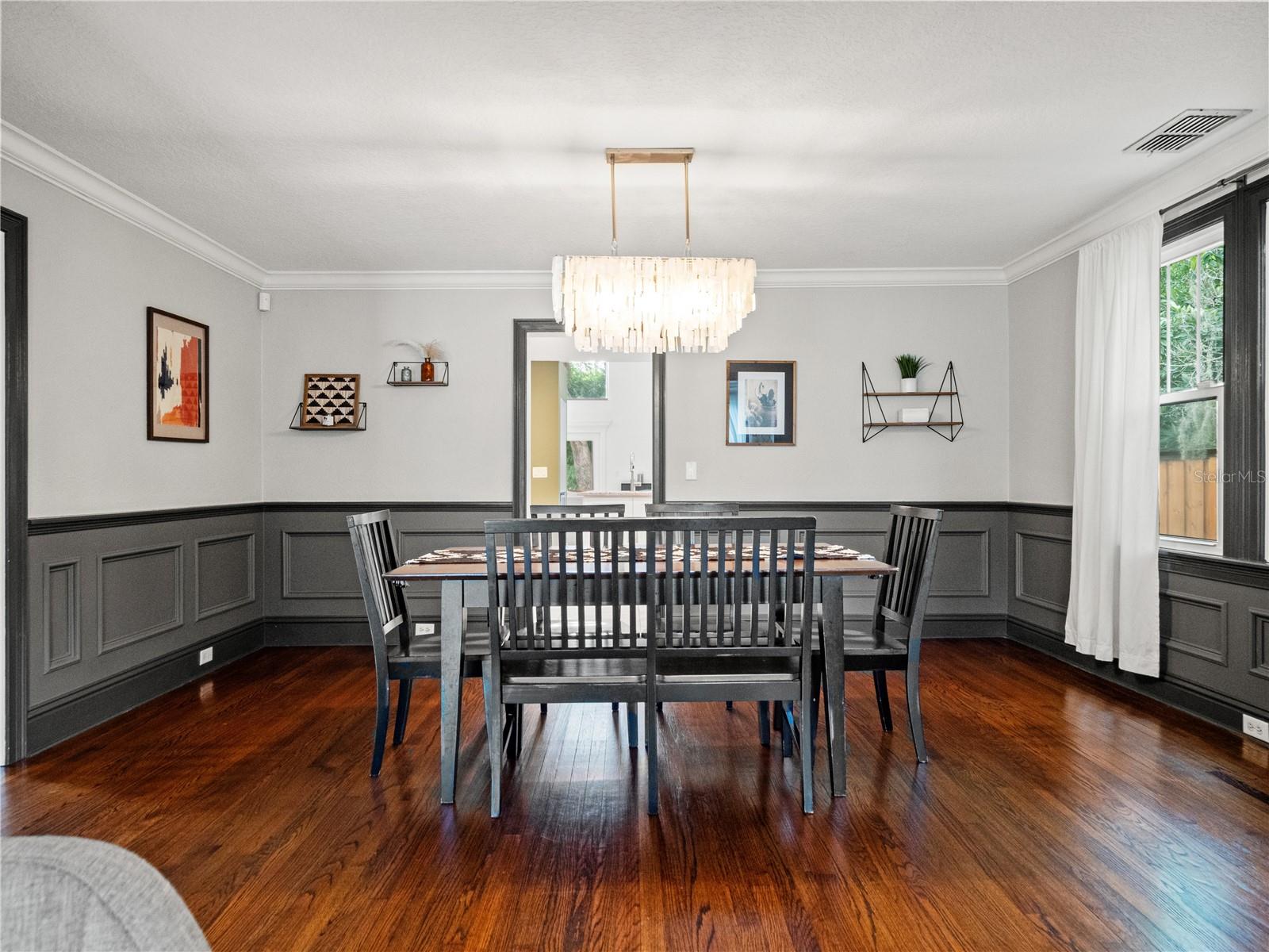 442 BRIERCLIFF DR — photo 9