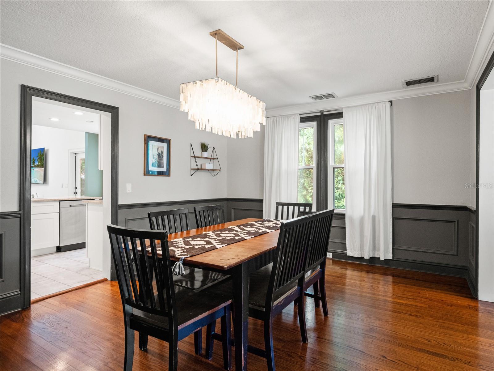 442 BRIERCLIFF DR — photo 10