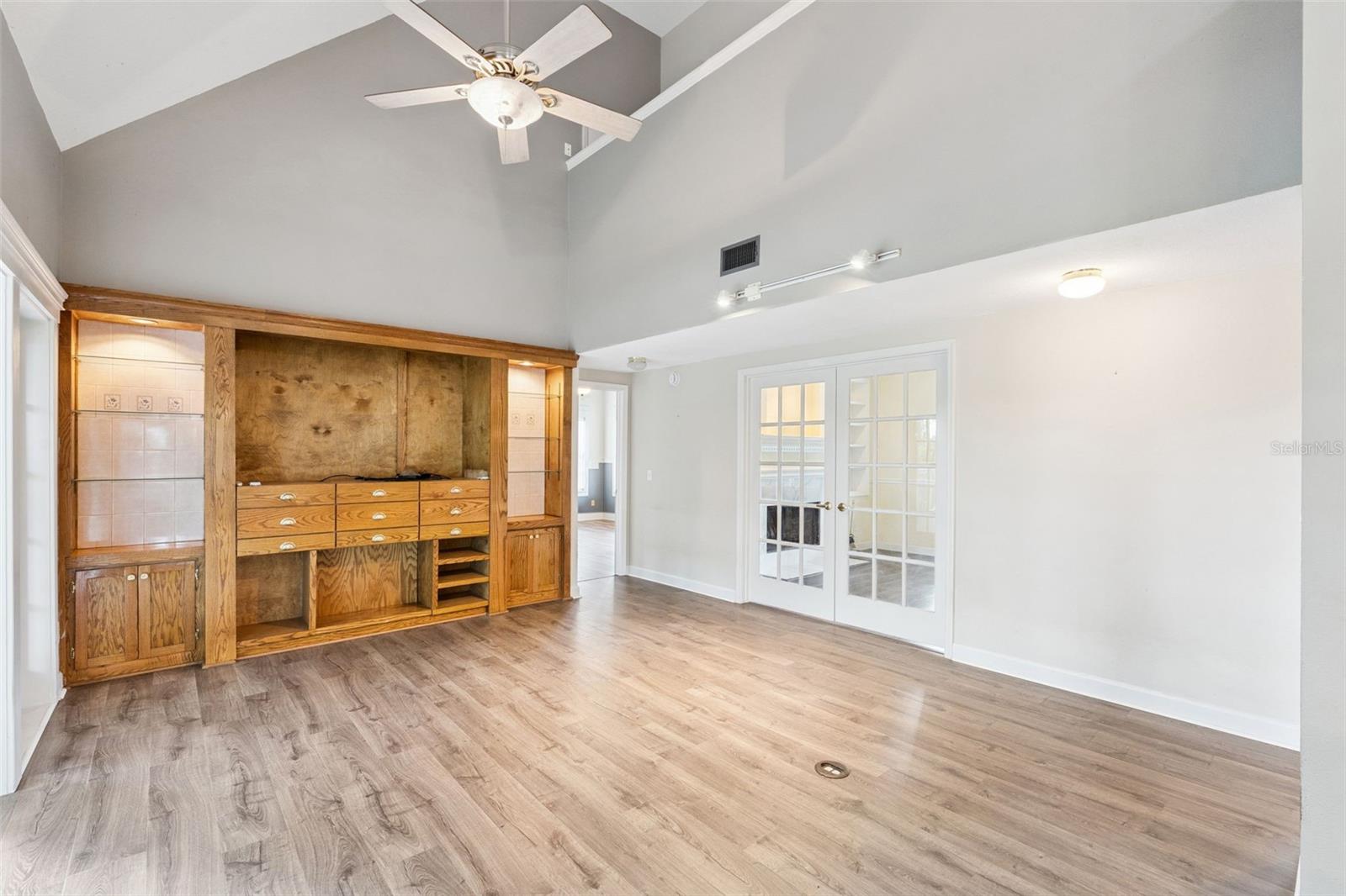 2083 EAGLES REST CT — photo 4
