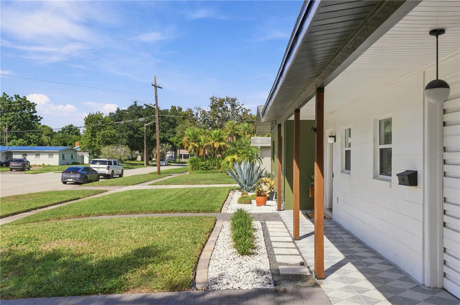 303 HALSEY ST — photo 2