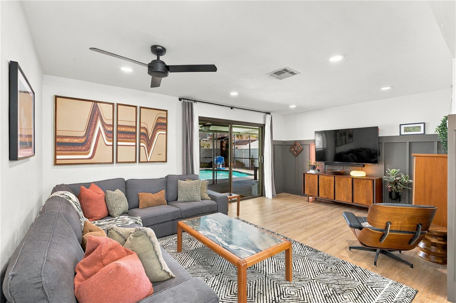 303 HALSEY ST — photo 11