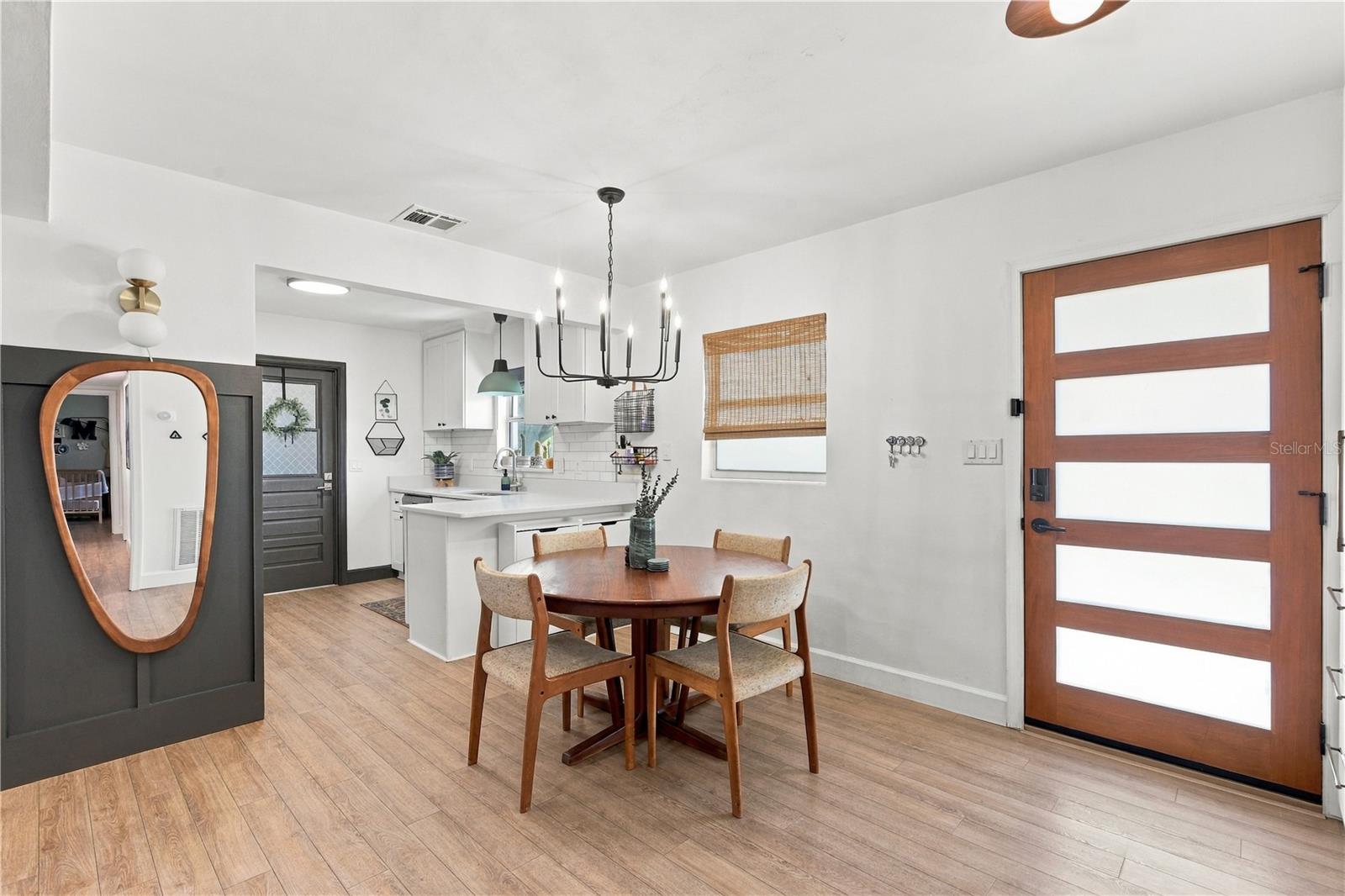 303 HALSEY ST — photo 5
