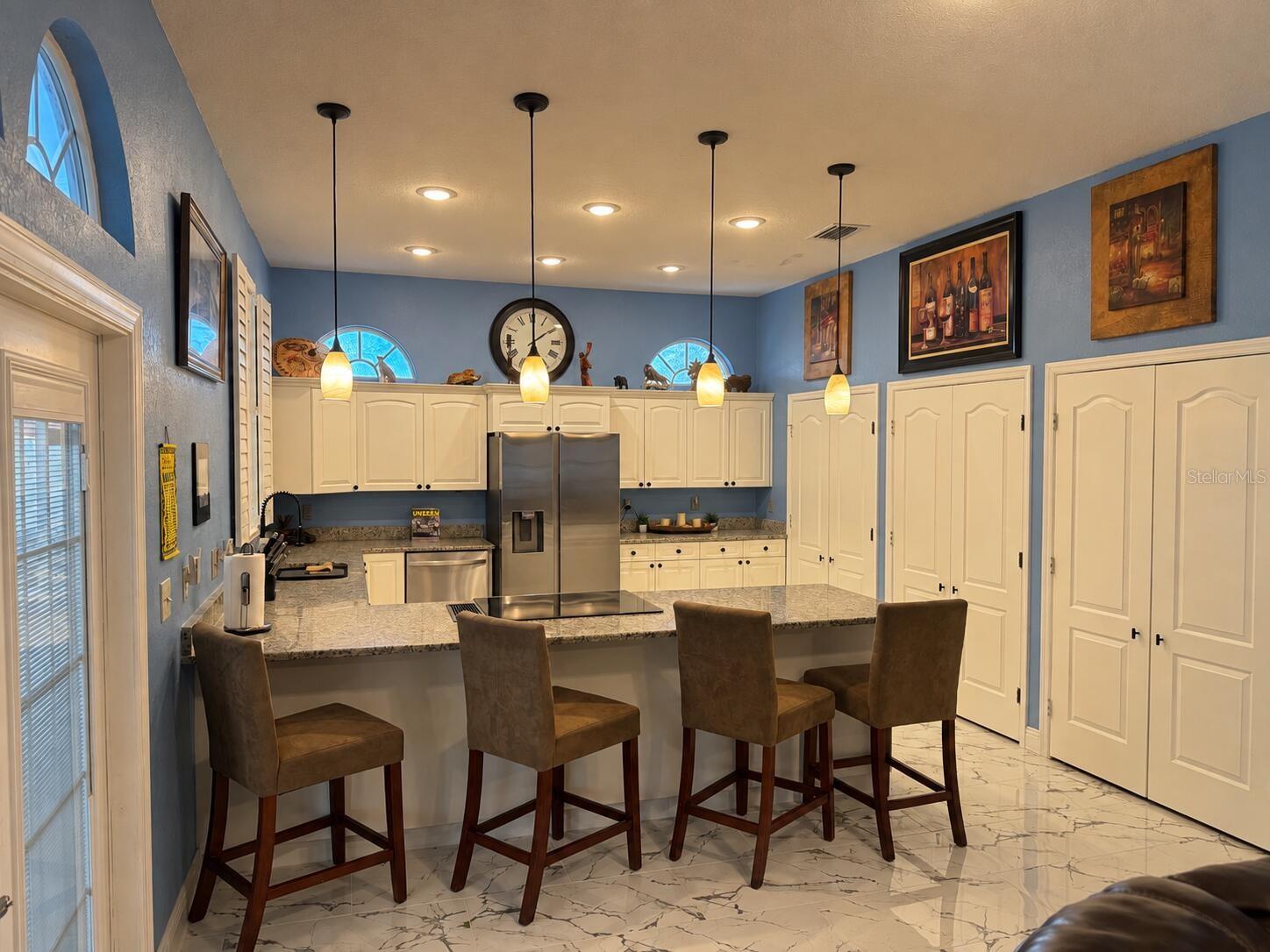 3009 W CLINTON ST — photo 3