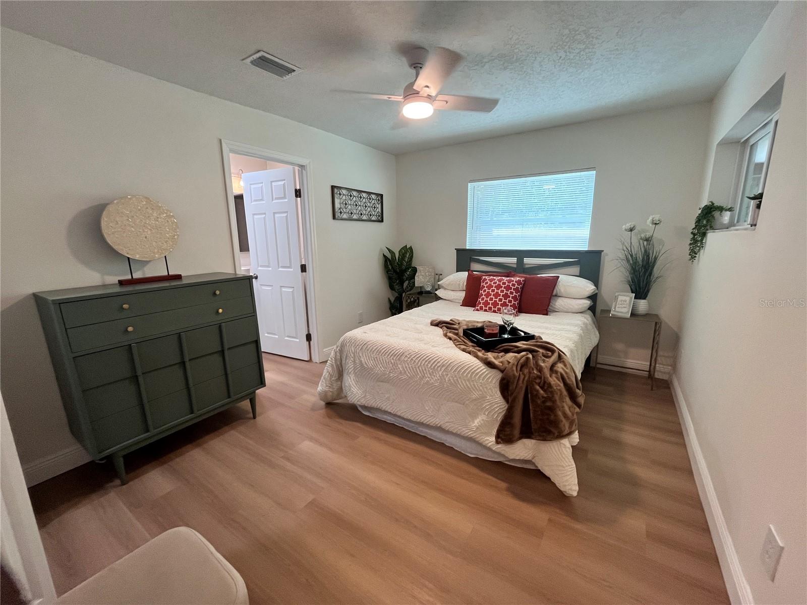 7728 WHISPER PL — photo 8