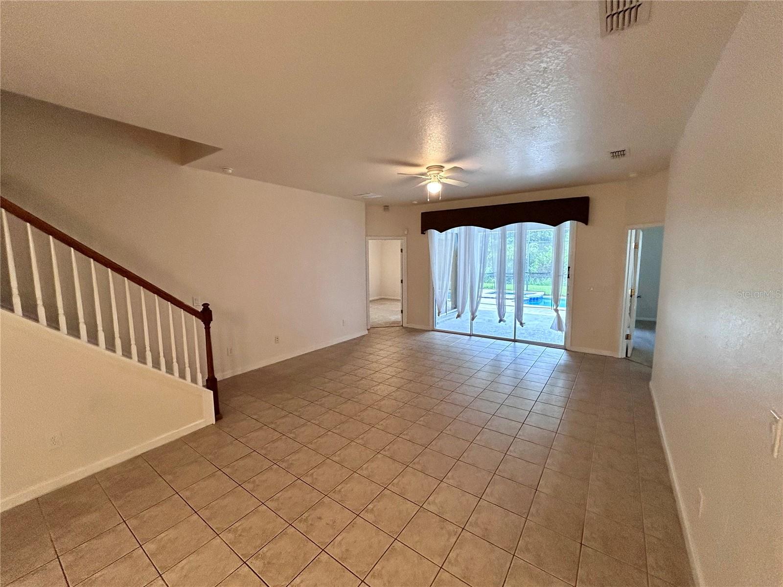 2652 MARG LN — photo 11