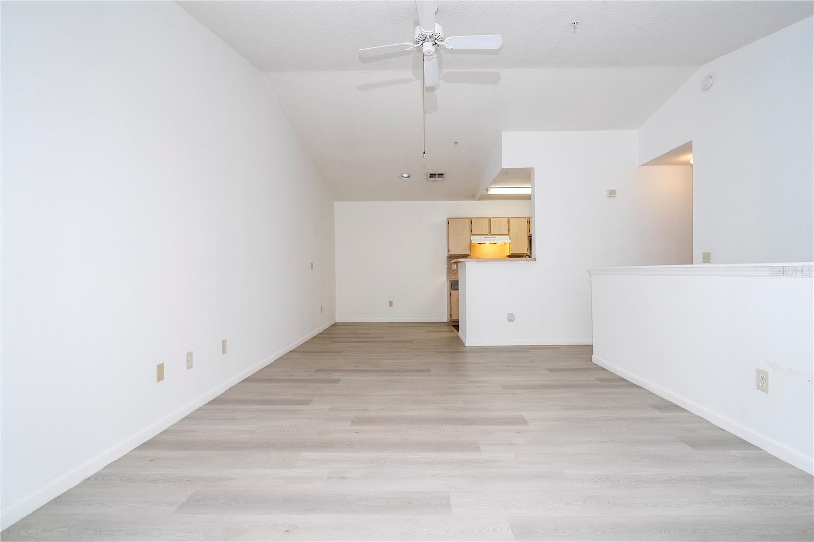 4336 S KIRKMAN RD #704 — photo 12