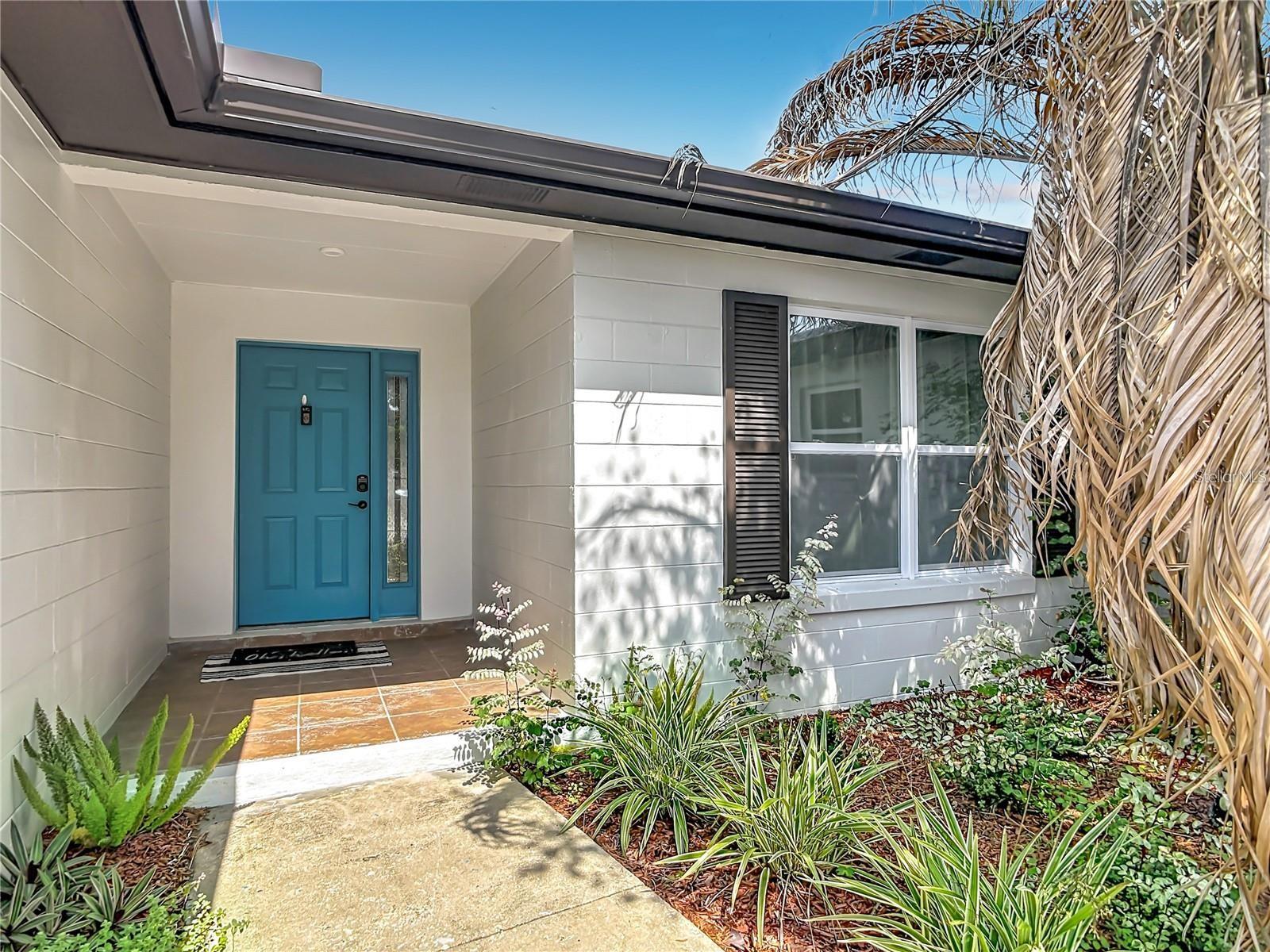 8676 HILLSIDE DR — photo 4