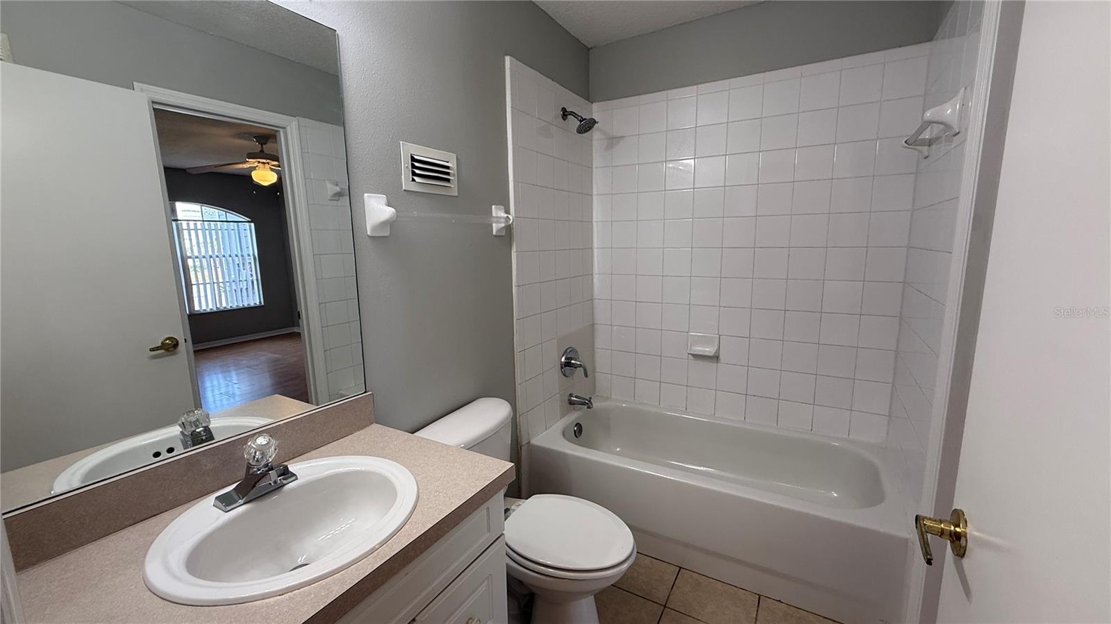 871 ORCHID DR #B — photo 11