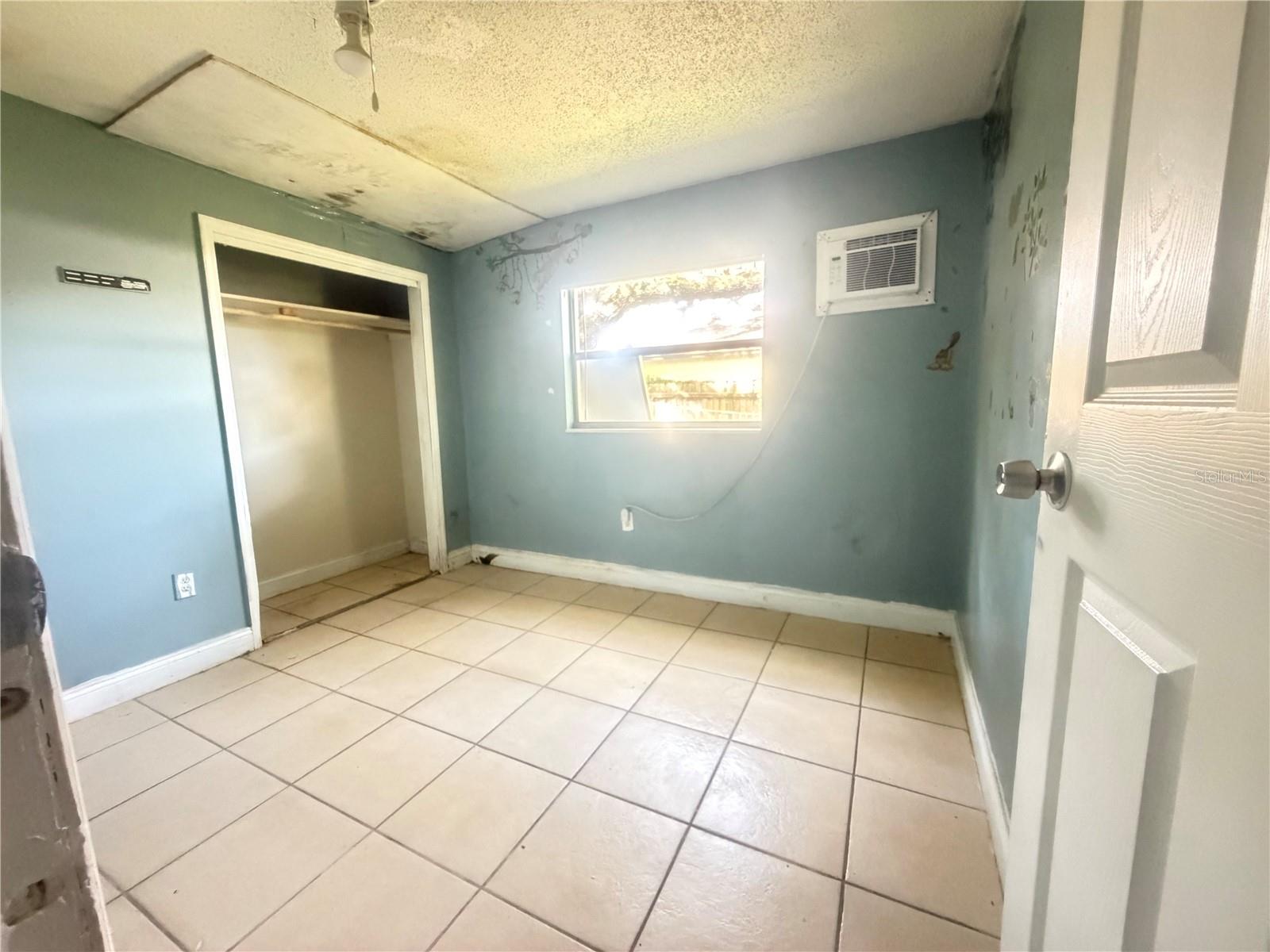 754 TRAILWOOD DR — photo 7