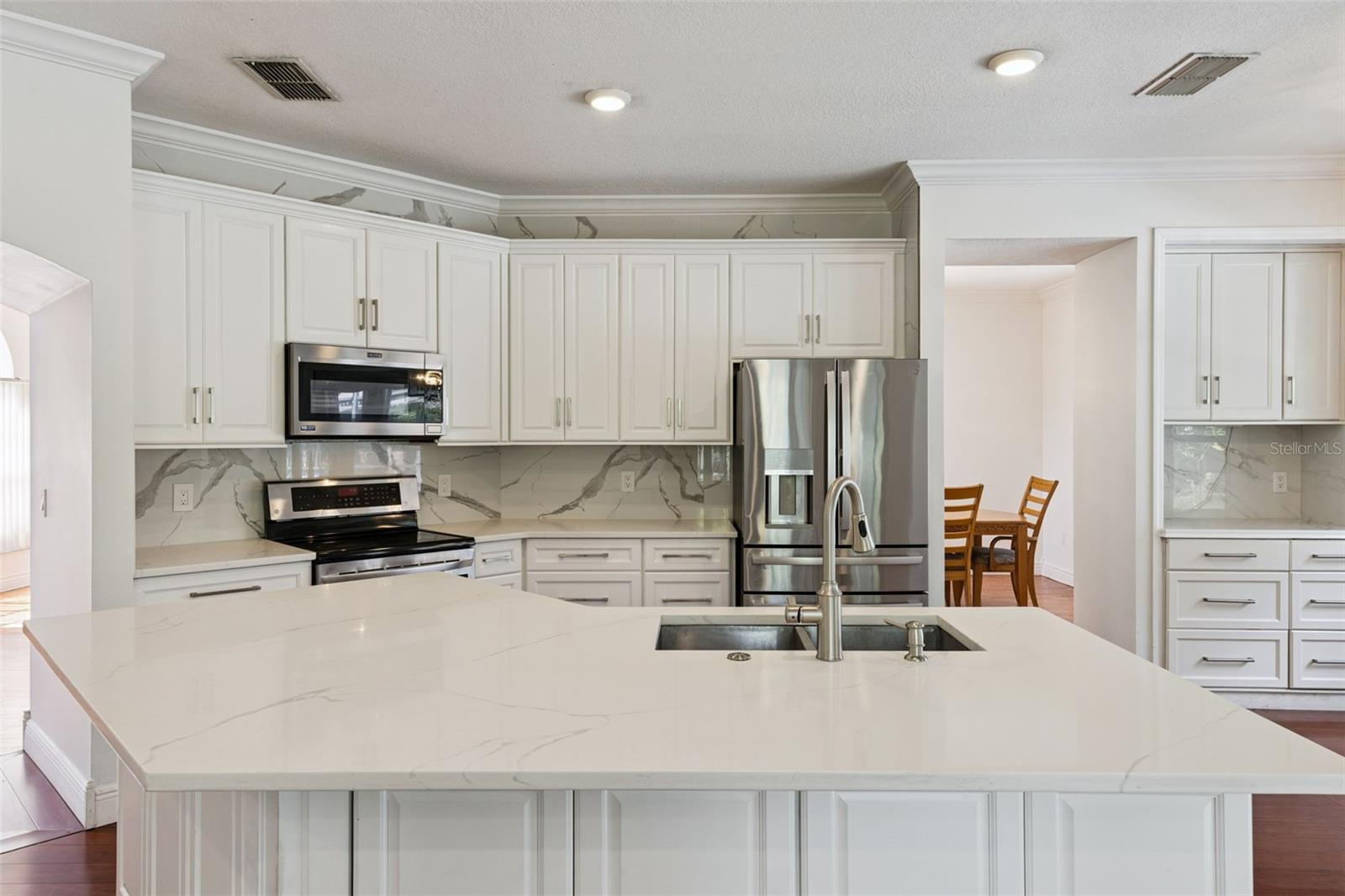 4920 HOOK HOLLOW CIR — photo 11