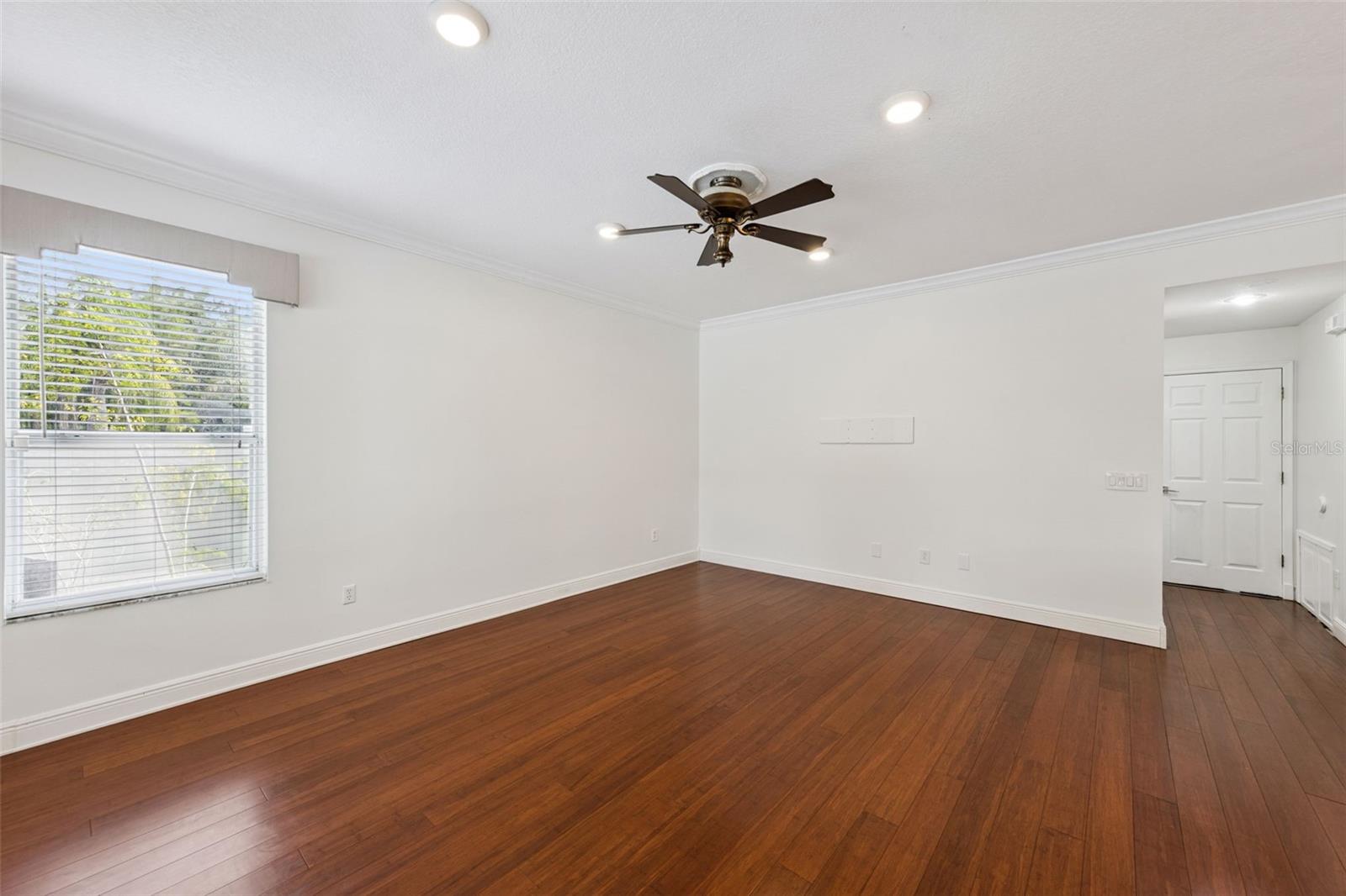 4920 HOOK HOLLOW CIR — photo 12