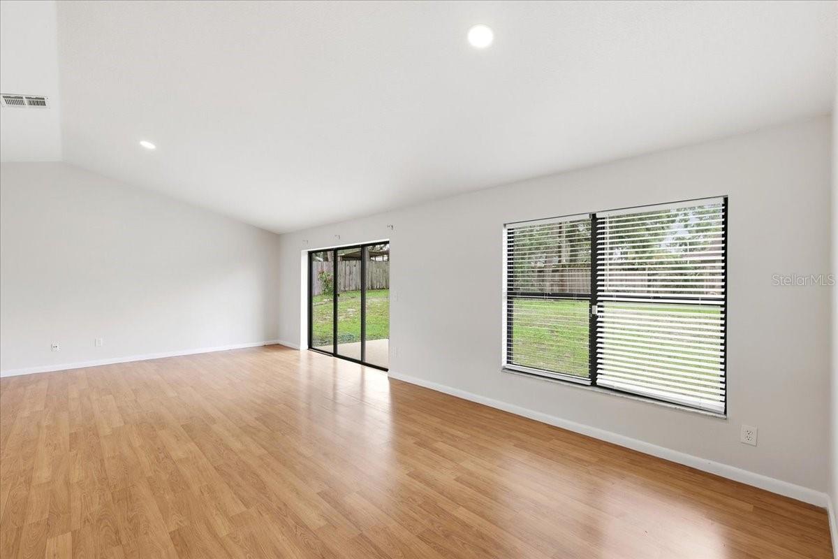 5045 CATSPAW CT — photo 3