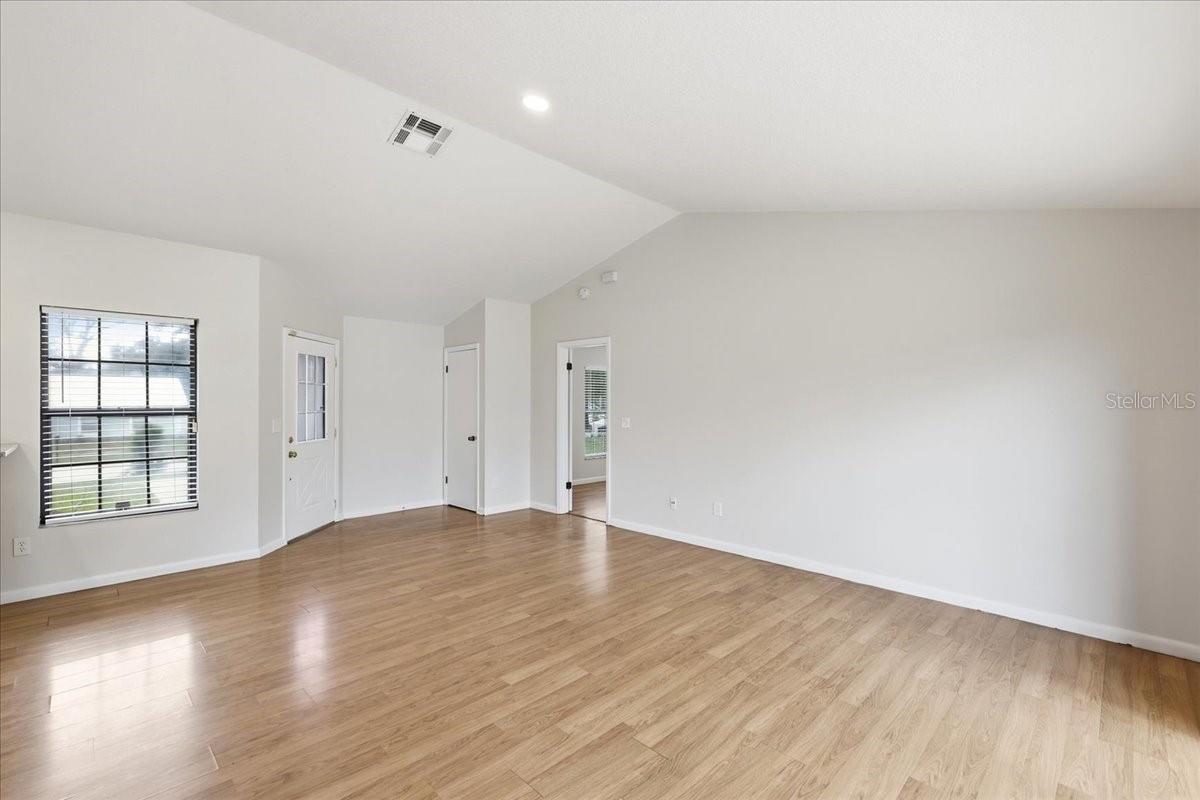 5045 CATSPAW CT — photo 8